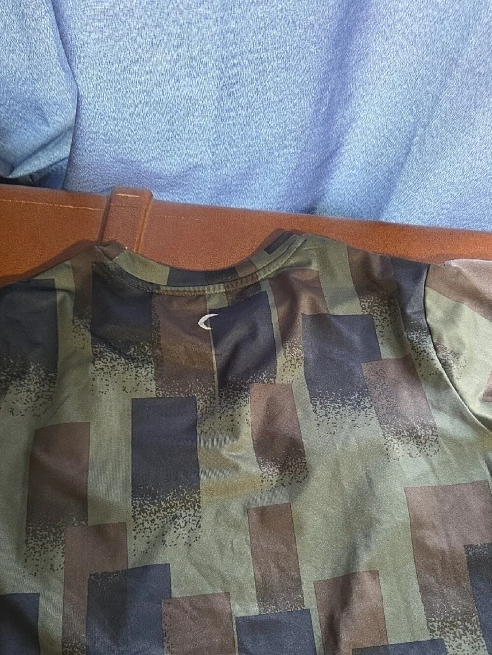 2ZYIA Active Youth Tee in Grey/black and Camouflage